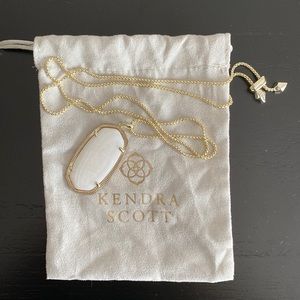 Kendra Scott Reid Necklace with adjustable chain